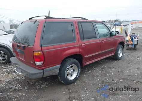 1998 Ford Explorer Eddie Bauer/Limited/Xl/Xlt from USA, damaged, VIN 1FMZU32E8WUA21617